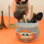 Organizador de Mesa The Child (Baby Yoda) em Pelúcia | Produto Oficial Star Wars