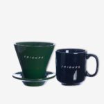 Caneca Friends Com Coador De Cafe Waitress Rachel