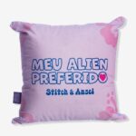 Almofada Stitch Namorados 40x40cm em Veludo