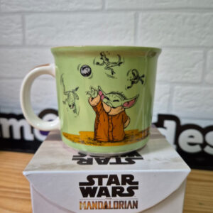 Caneca Tom Mandalorian Baby Yoda Sapinhos